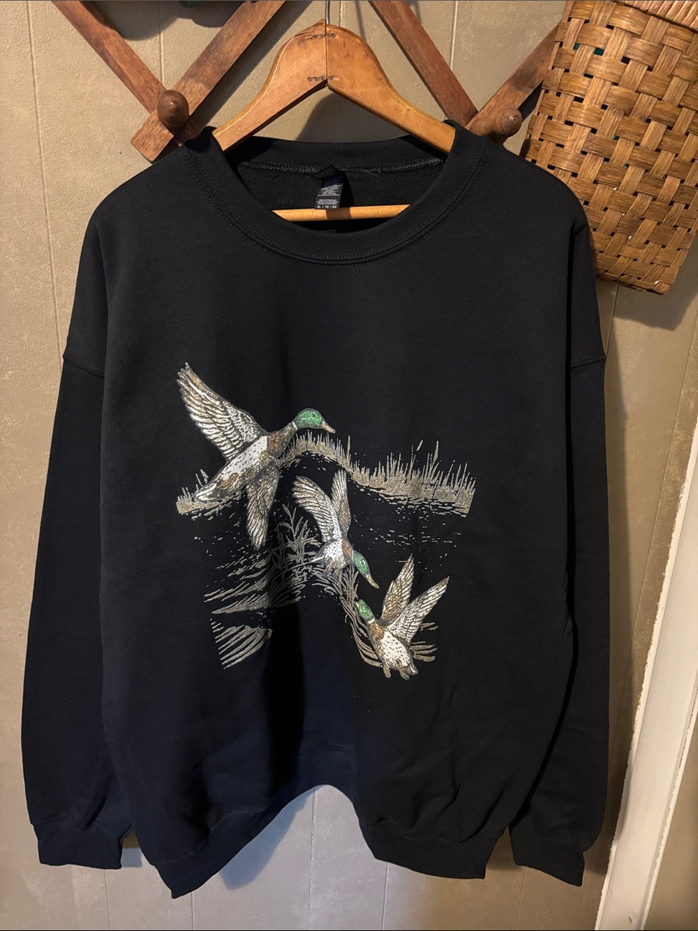 Gildan Black Crewneck Sweatshirt with Duck Graphic